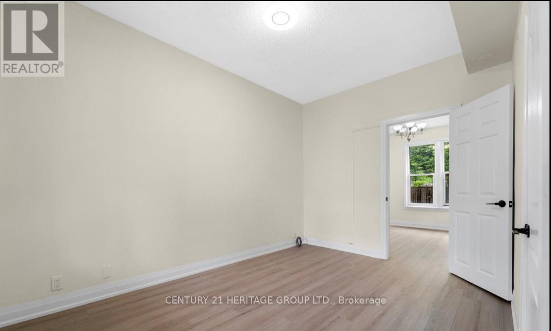 254 Bruce Street, Oshawa, Ontario  L1H 1R5 - Photo 4 - E13022636