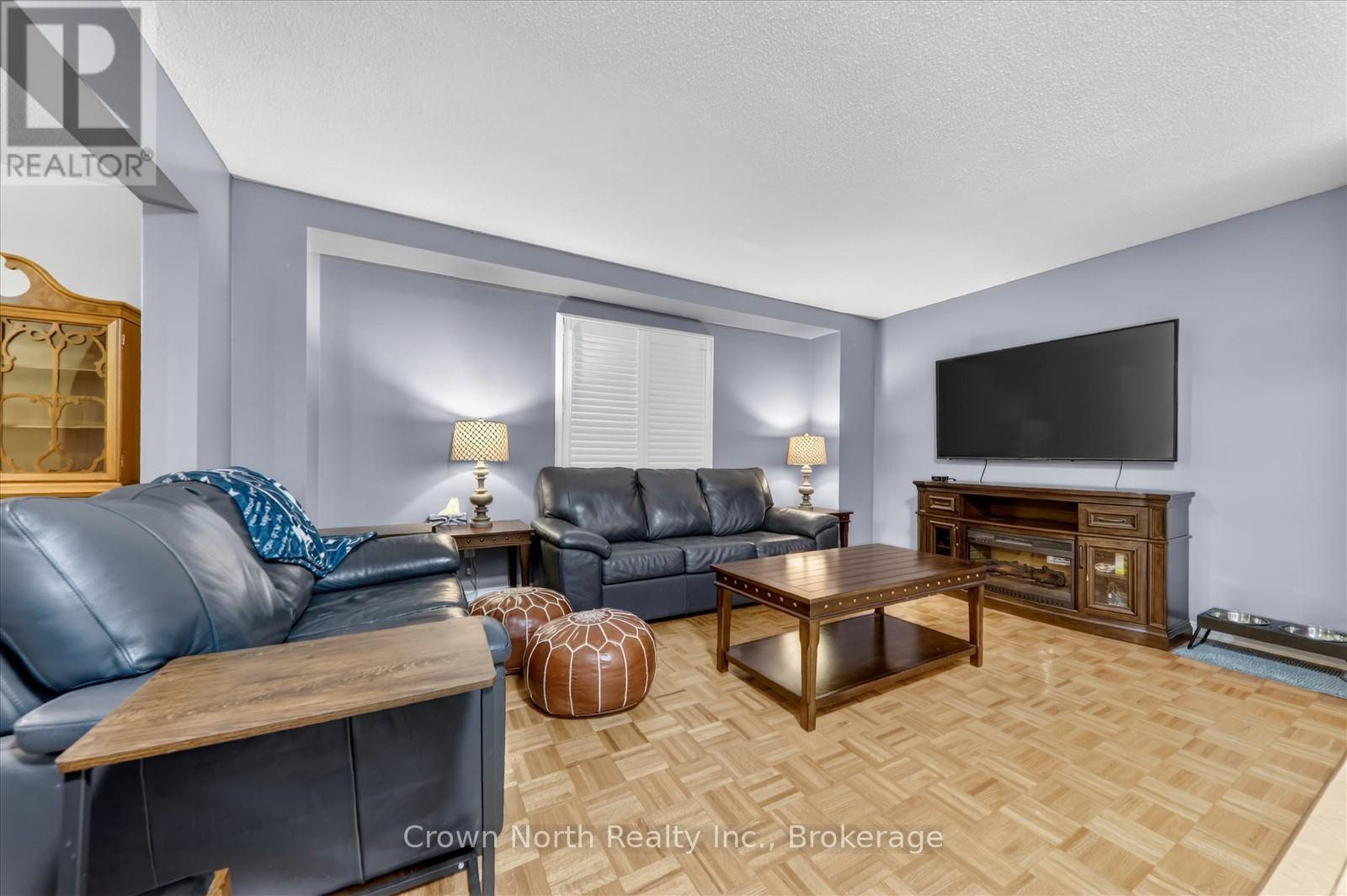 17 Plumrose Boulevard, Toronto, Ontario  M1E 5E8 - Photo 10 - E13022658