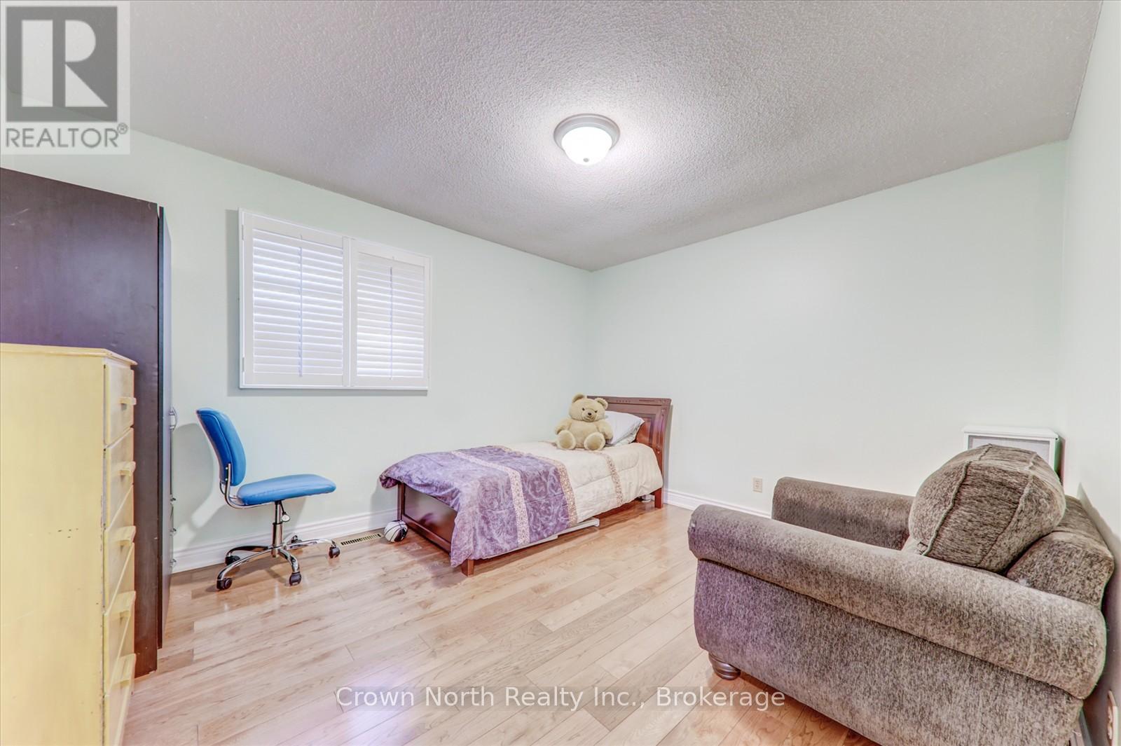 17 Plumrose Boulevard, Toronto, Ontario  M1E 5E8 - Photo 23 - E13022658