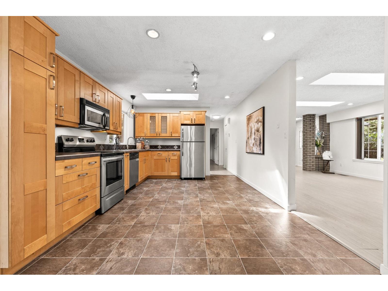 4132 204b Street, Langley, British Columbia  V3A 1Z8 - Photo 8 - R3113663