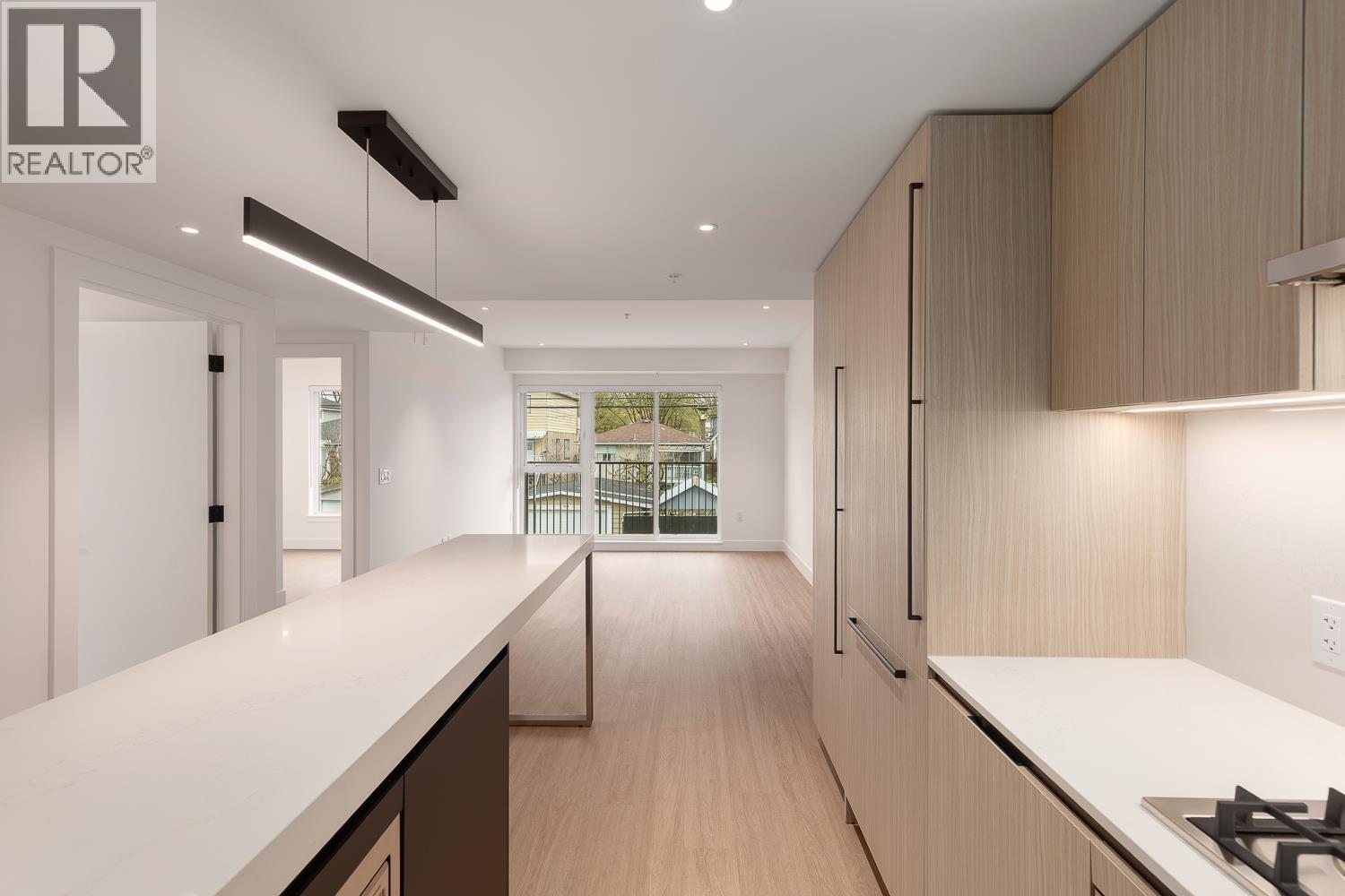 210 2235 E Broadway, Vancouver, British Columbia  V5N 0J5 - Photo 7 - R3112198