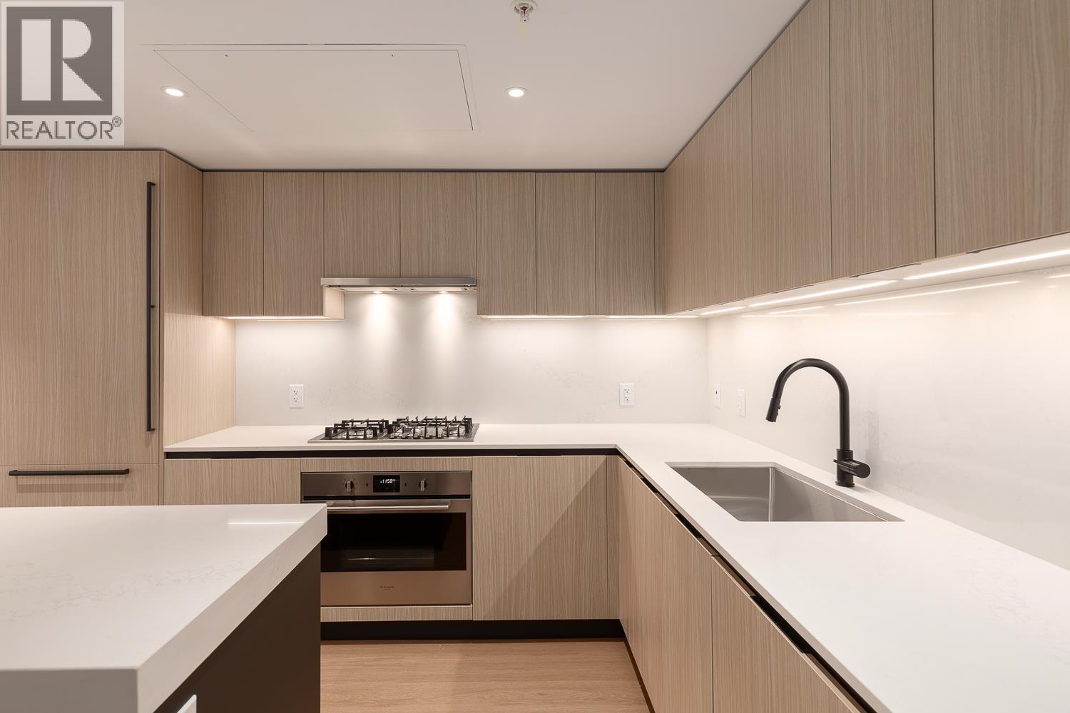 210 2235 E Broadway, Vancouver, British Columbia  V5N 0J5 - Photo 6 - R3112198