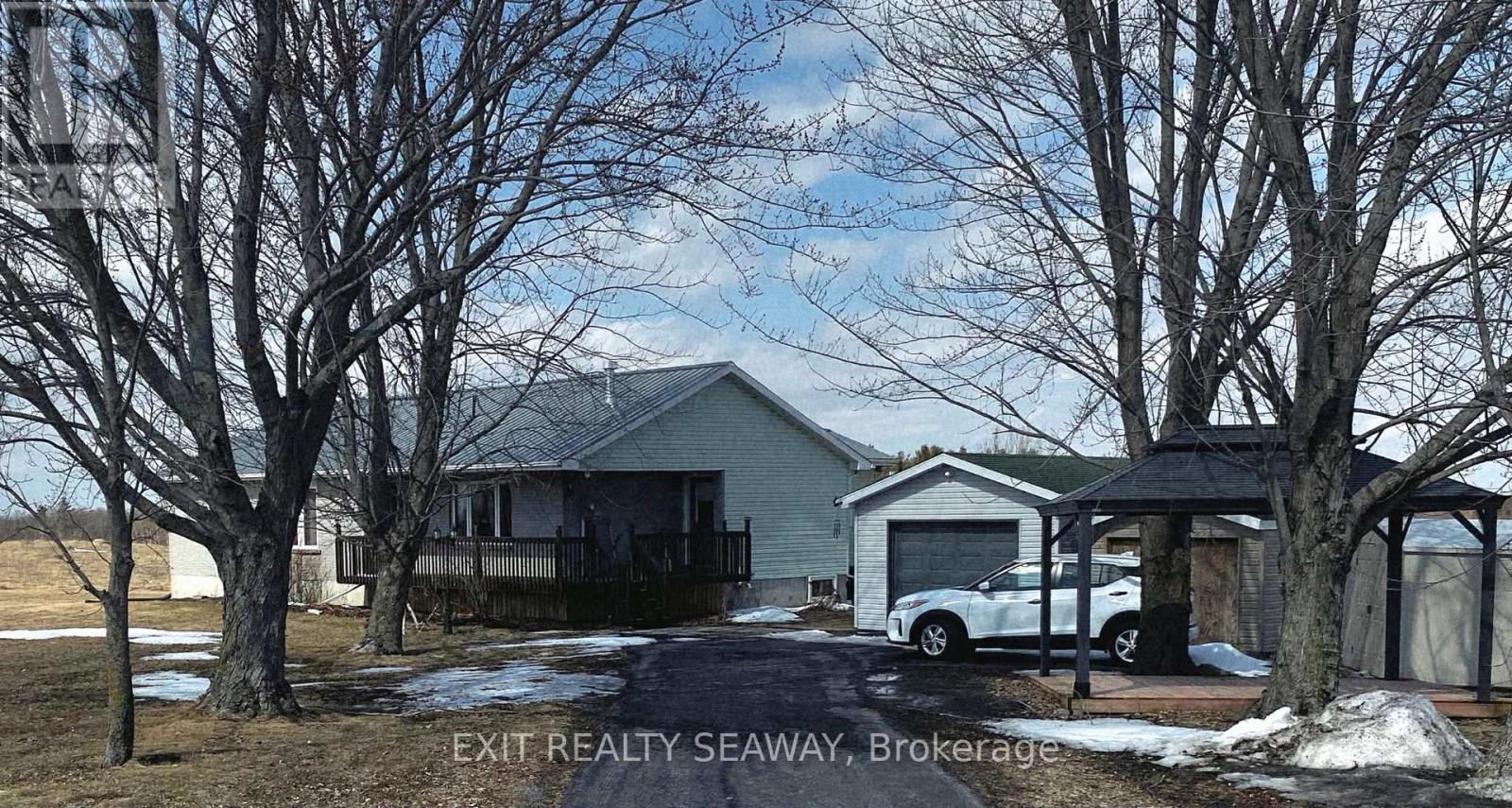 16825 County Rd 15 Road, North Stormont, Ontario  K0C 1W0 - Photo 4 - X12808980