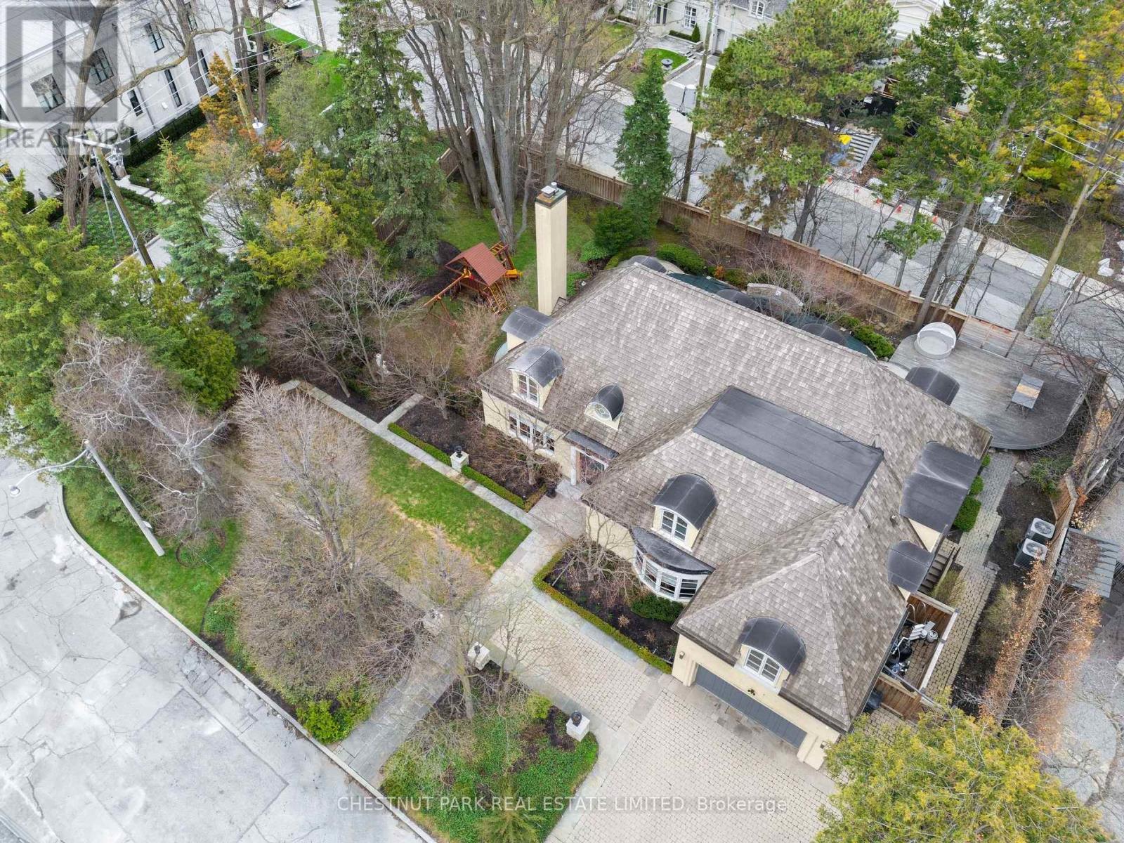 1 Glen Edyth Place, Toronto, Ontario  M4V 2W1 - Photo 35 - C13002968