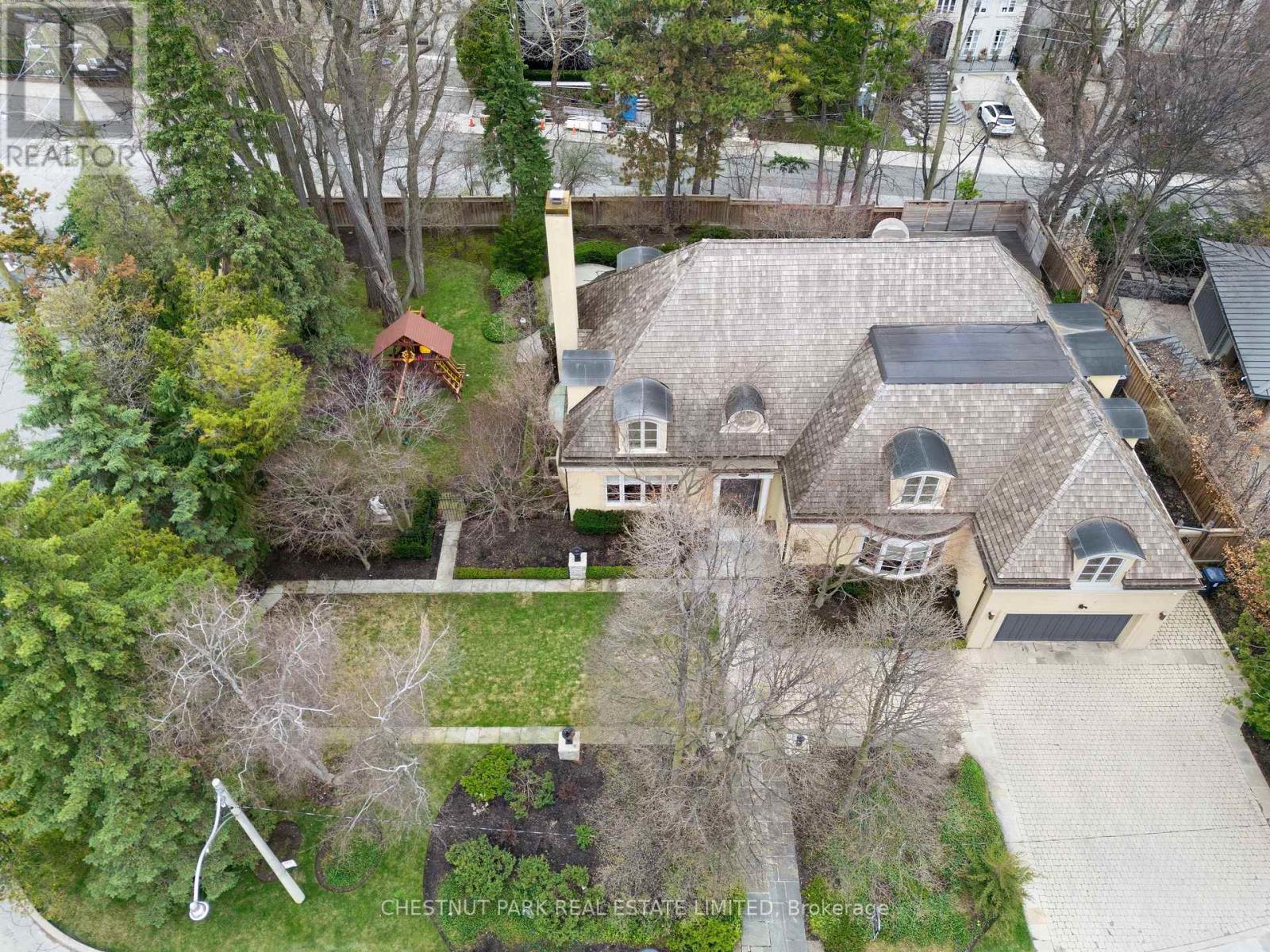 1 Glen Edyth Place, Toronto, Ontario  M4V 2W1 - Photo 34 - C13002968