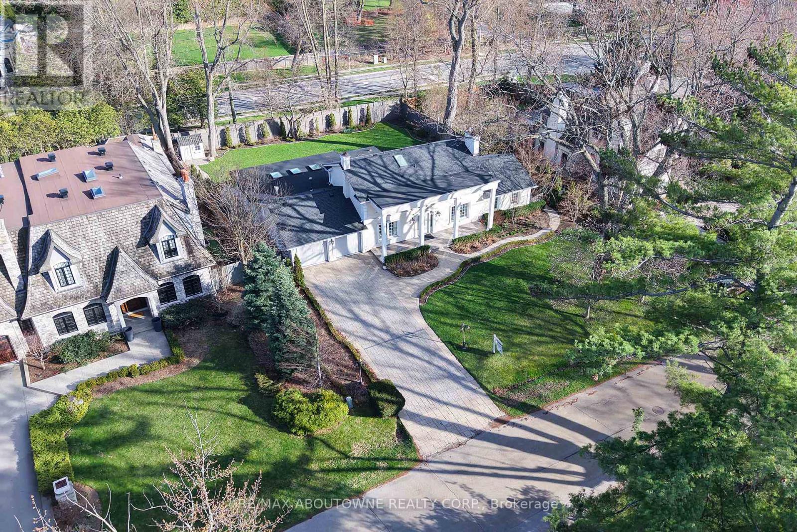 1316 Cambridge Drive, Oakville, Ontario  L6J 1S3 - Photo 42 - W13019156