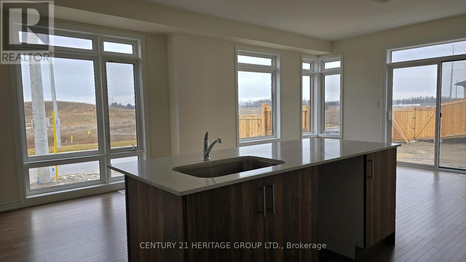 4 Singhampton Road, Vaughan, Ontario  L4H 5J6 - Photo 9 - N13022580