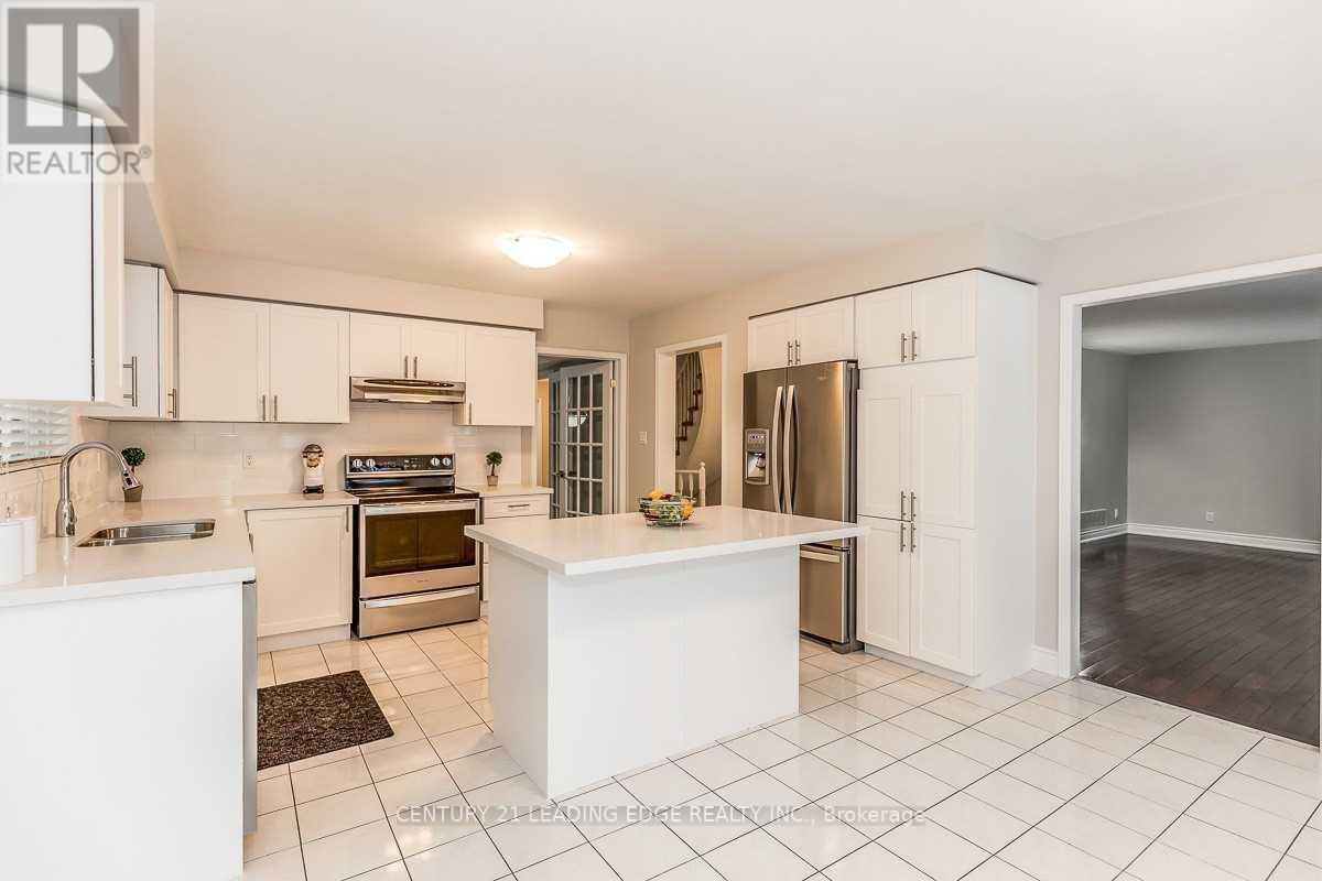 90 Cityview Circle, Barrie, Ontario  L4N 7V2 - Photo 11 - S13022622