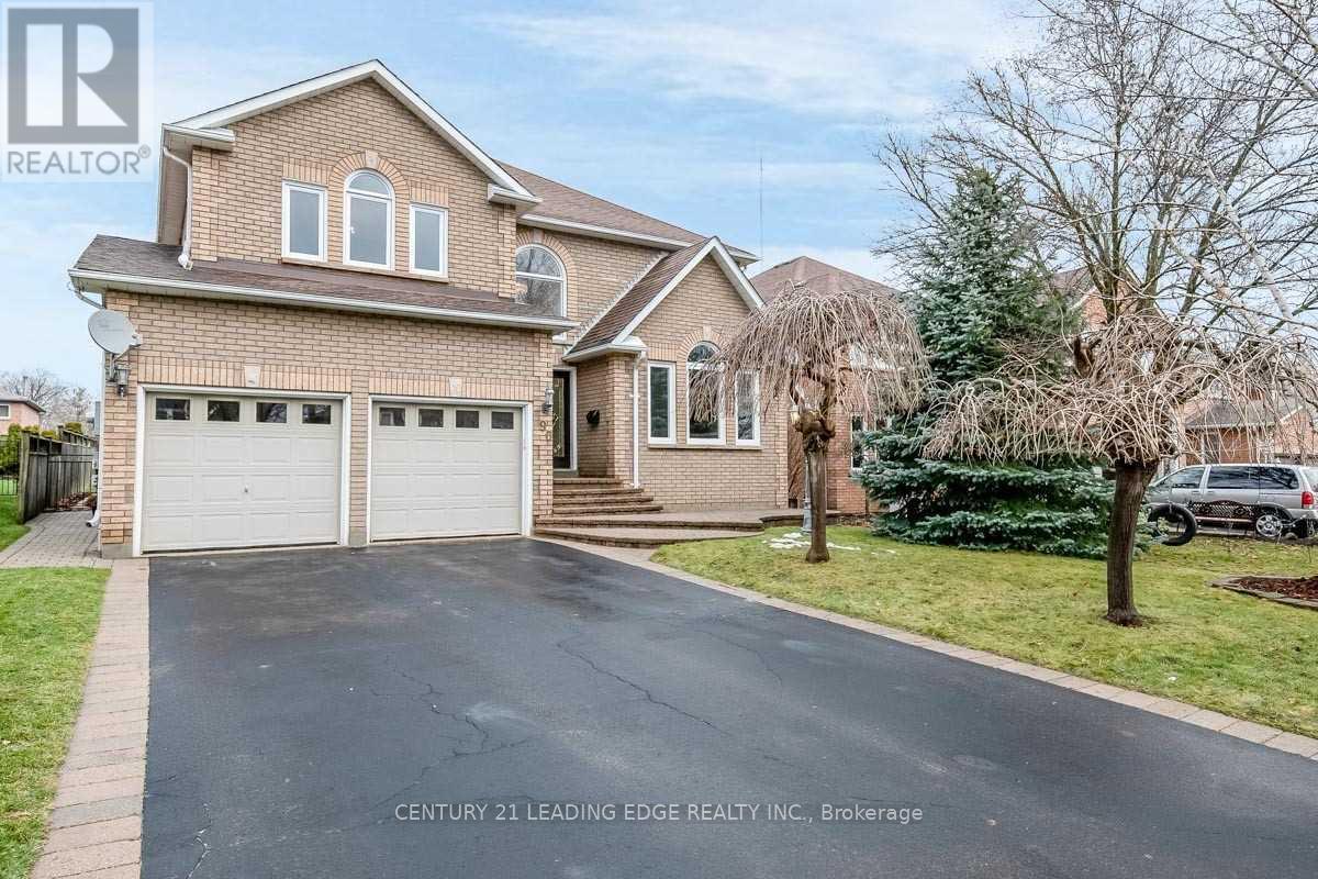 90 Cityview Circle, Barrie, Ontario  L4N 7V2 - Photo 2 - S13022622