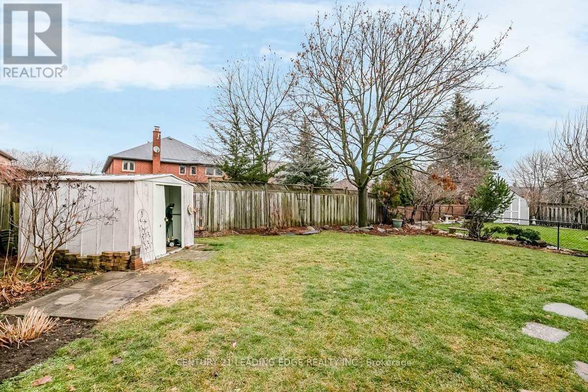 90 Cityview Circle, Barrie, Ontario  L4N 7V2 - Photo 5 - S13022622