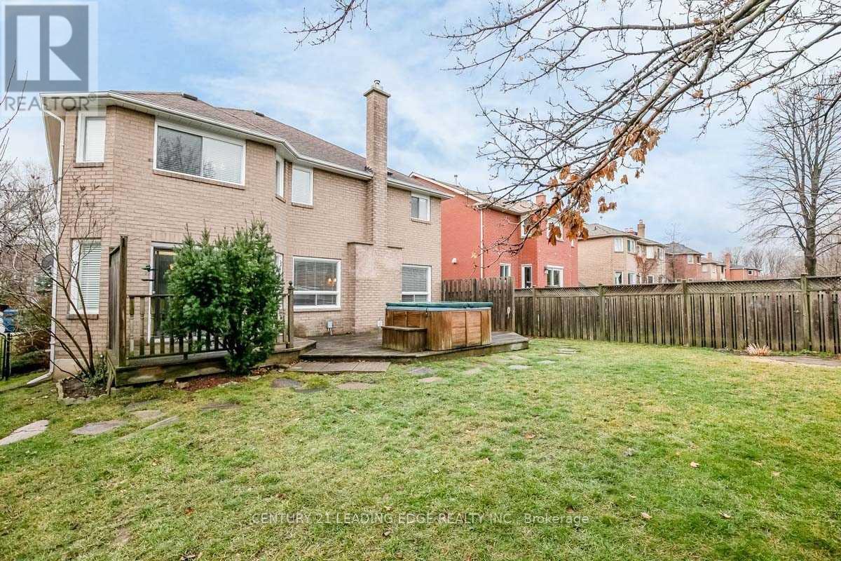 90 Cityview Circle, Barrie, Ontario  L4N 7V2 - Photo 6 - S13022622