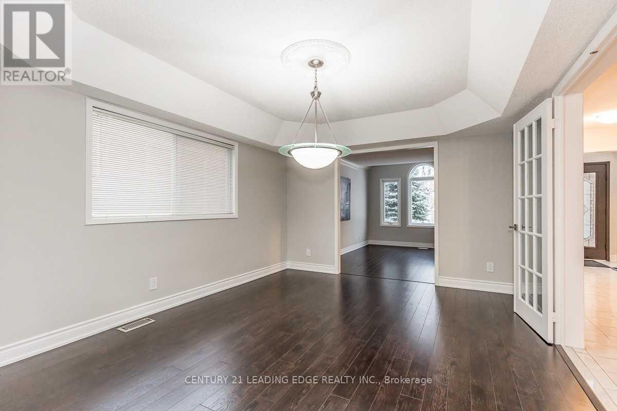 90 Cityview Circle, Barrie, Ontario  L4N 7V2 - Photo 9 - S13022622