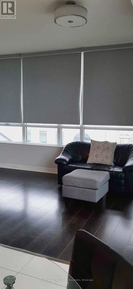 515 - 339 Rathburn Road W, Mississauga, Ontario  L5B 0K6 - Photo 14 - W13022578