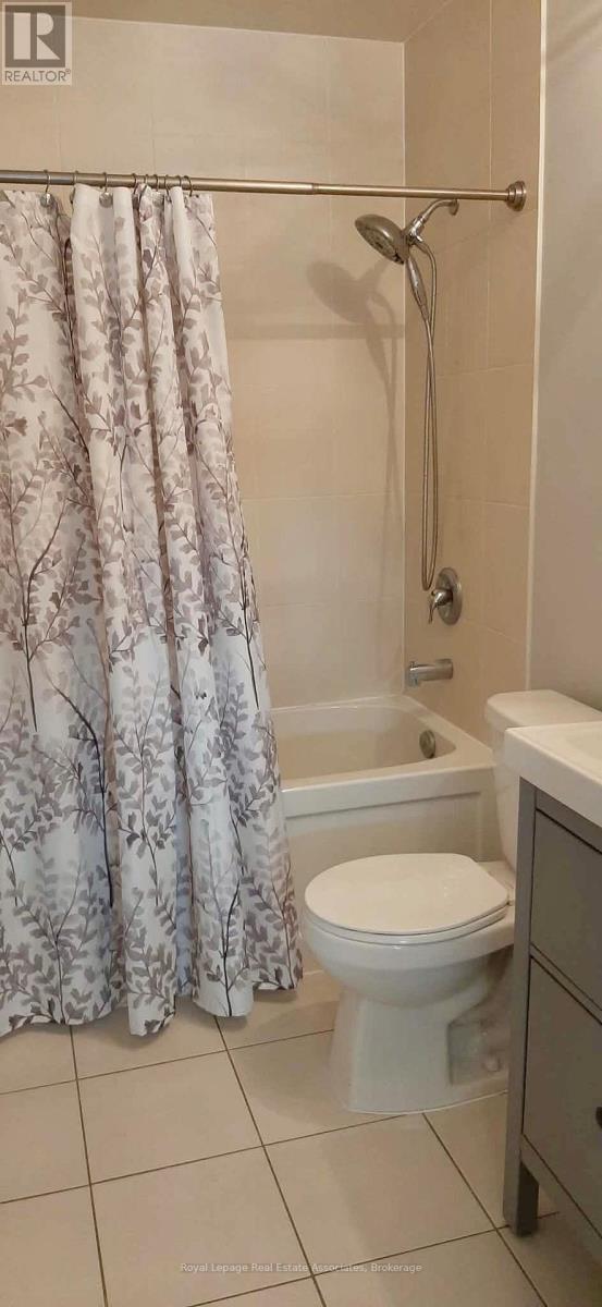 515 - 339 Rathburn Road W, Mississauga, Ontario  L5B 0K6 - Photo 6 - W13022578