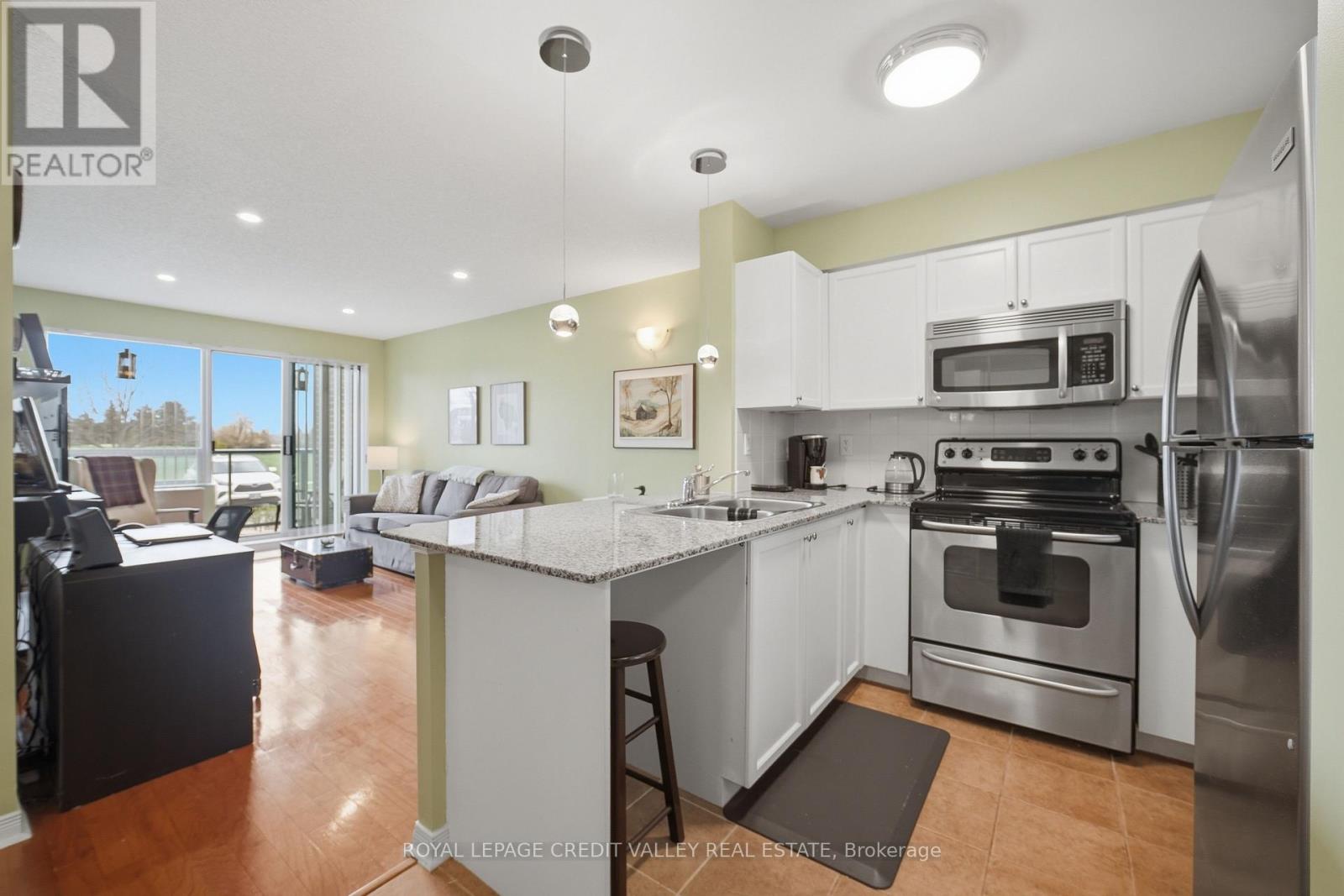 103 - 55 Via Rosedale, Brampton, Ontario  L6P 0V1 - Photo 10 - W13022648