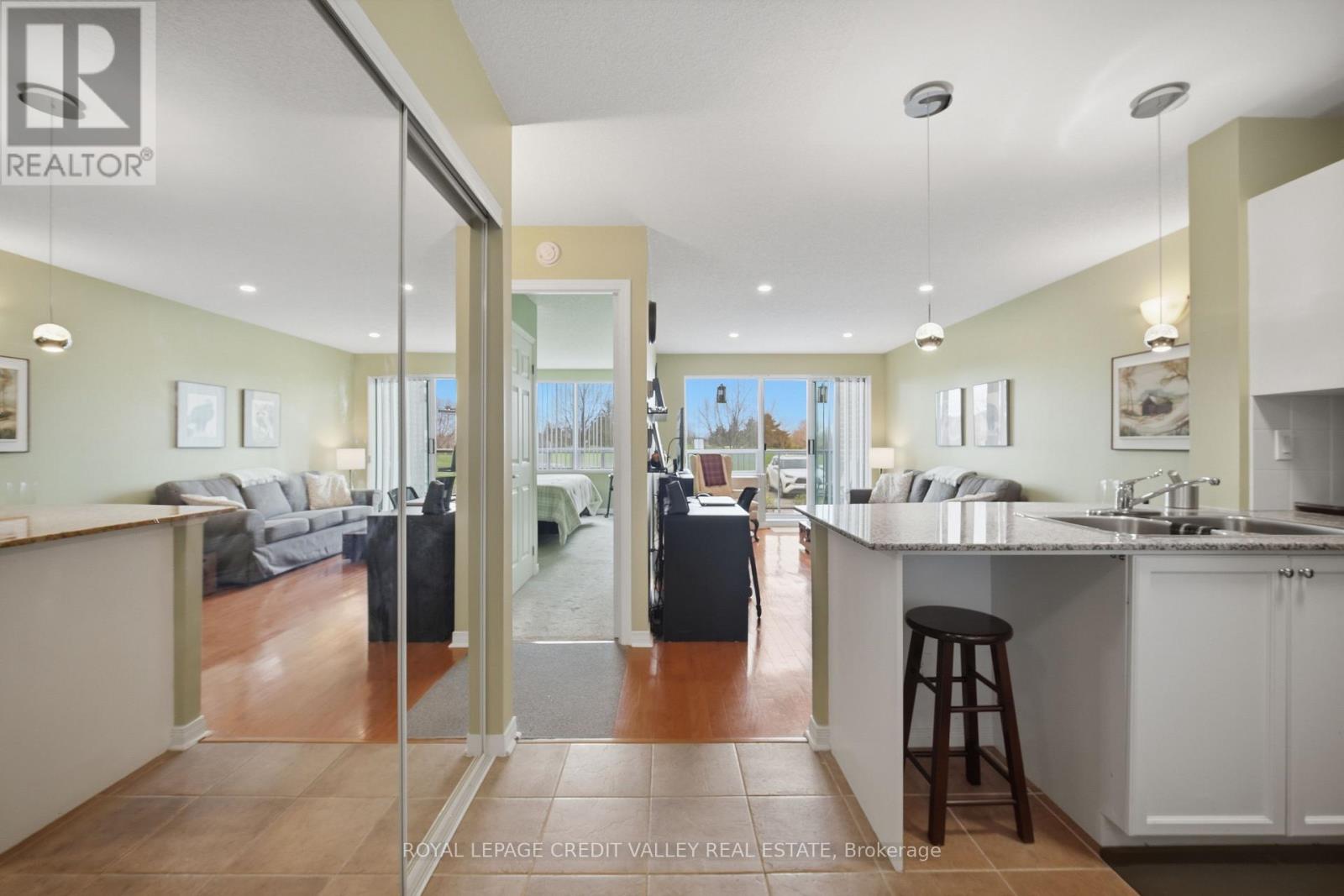 103 - 55 Via Rosedale, Brampton, Ontario  L6P 0V1 - Photo 9 - W13022648