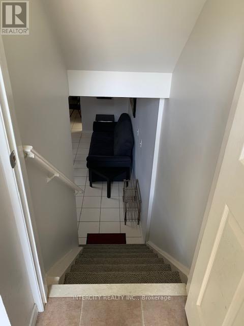 Bsmt - 17 Aldwinckle Heights, Toronto, Ontario  M3J 3S7 - Photo 3 - W13022654