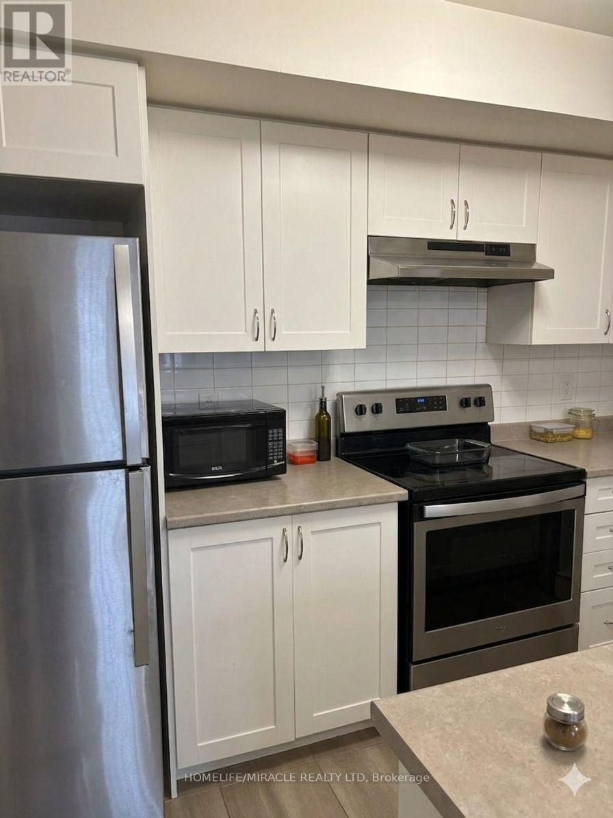 121 - 250 Sunny Meadow Boulevard, Brampton, Ontario  L6R 3Y7 - Photo 11 - W13022664