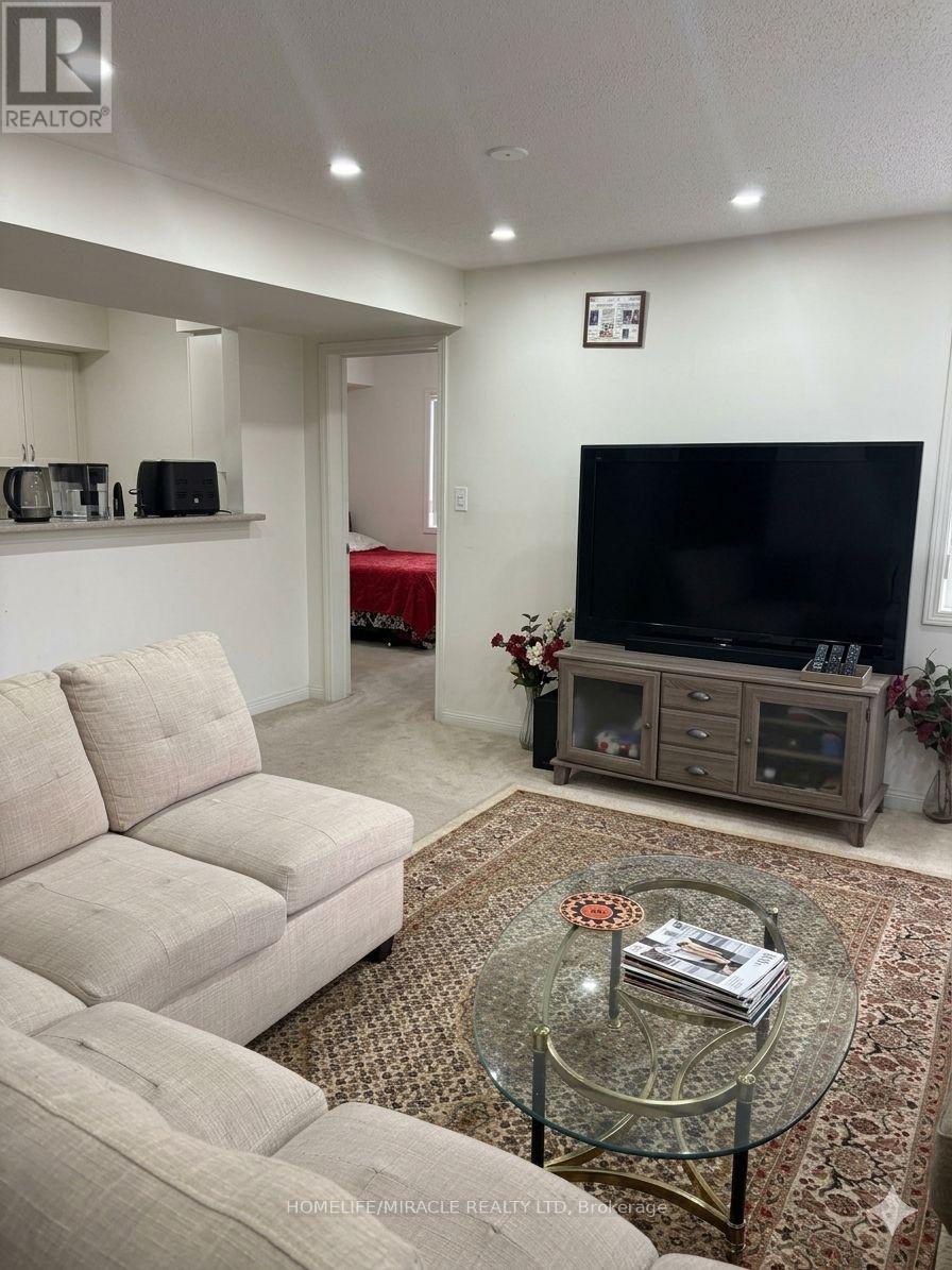 121 - 250 Sunny Meadow Boulevard, Brampton, Ontario  L6R 3Y7 - Photo 3 - W13022664