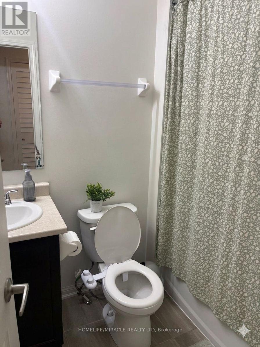 121 - 250 Sunny Meadow Boulevard, Brampton, Ontario  L6R 3Y7 - Photo 5 - W13022664