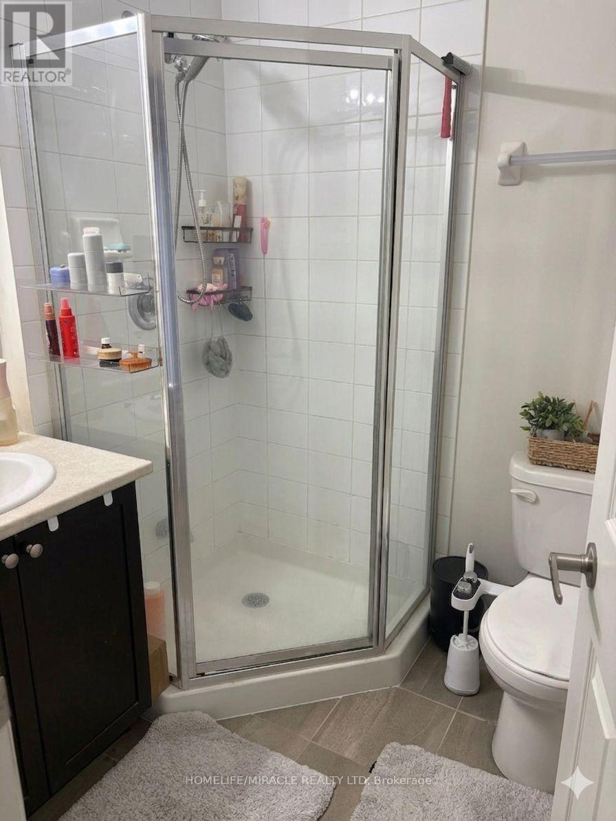 121 - 250 Sunny Meadow Boulevard, Brampton, Ontario  L6R 3Y7 - Photo 6 - W13022664