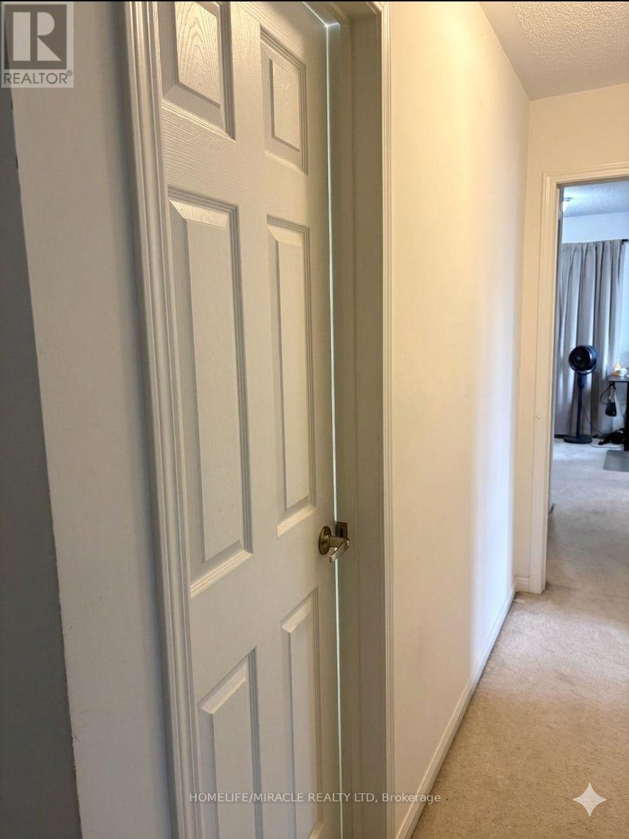 121 - 250 Sunny Meadow Boulevard, Brampton, Ontario  L6R 3Y7 - Photo 7 - W13022664