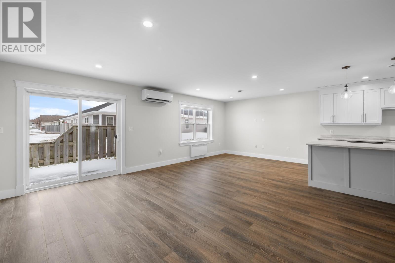 241 Darrach Avenue, Summerside, Prince Edward Island  C1N 0L1 - Photo 11 - 202528942