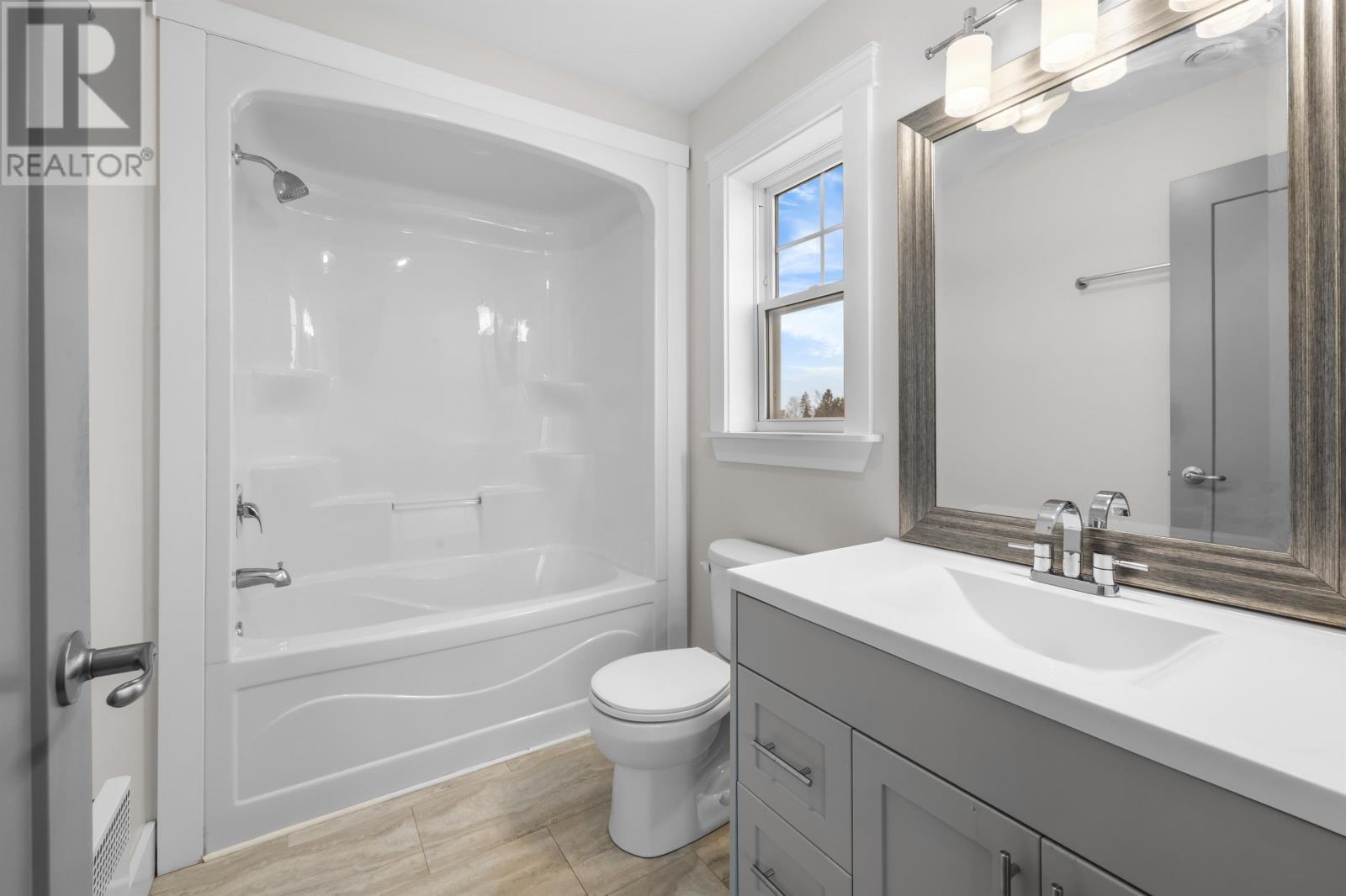 241 Darrach Avenue, Summerside, Prince Edward Island  C1N 0L1 - Photo 20 - 202528942