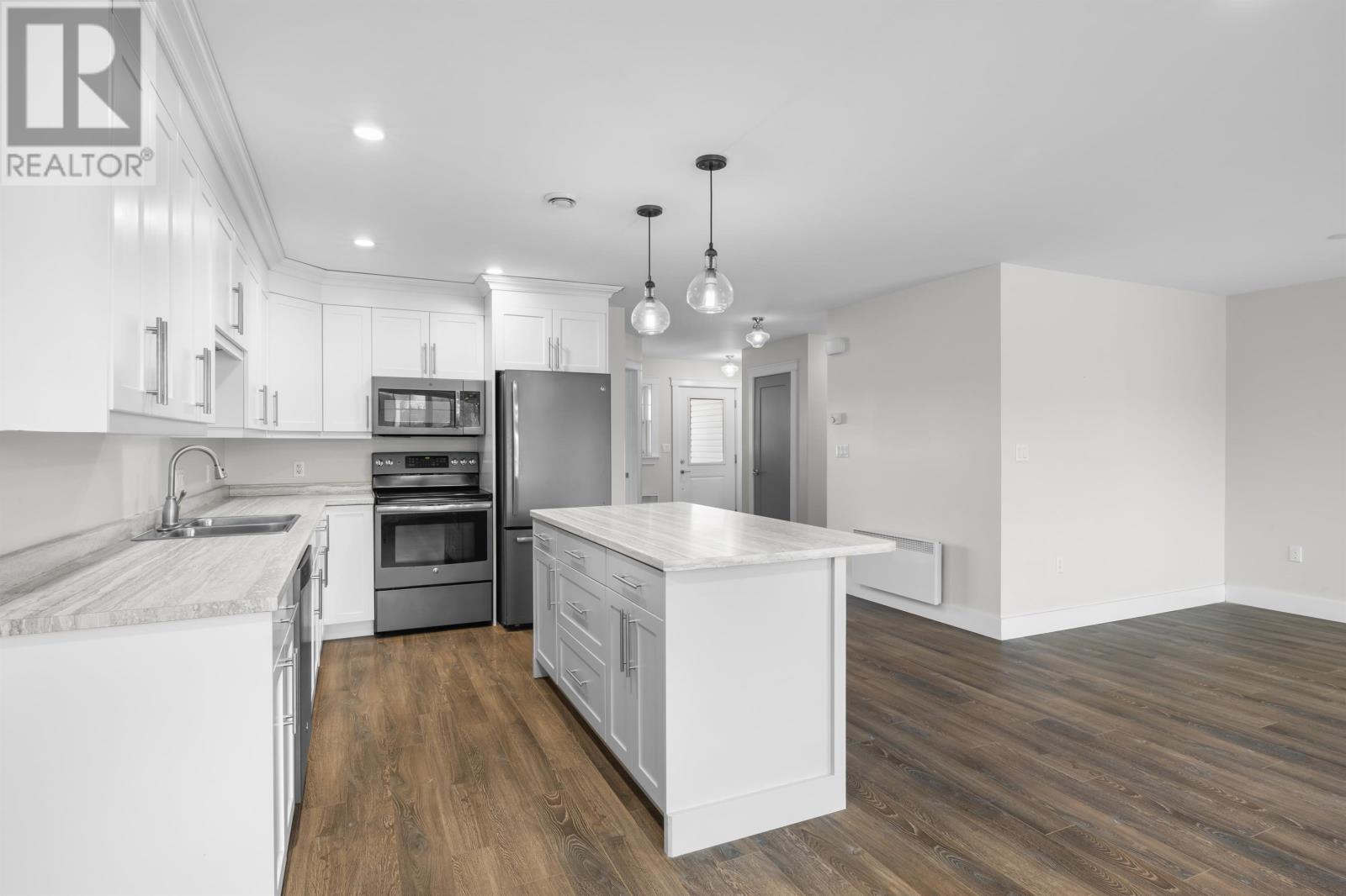 241 Darrach Avenue, Summerside, Prince Edward Island  C1N 0L1 - Photo 9 - 202528942