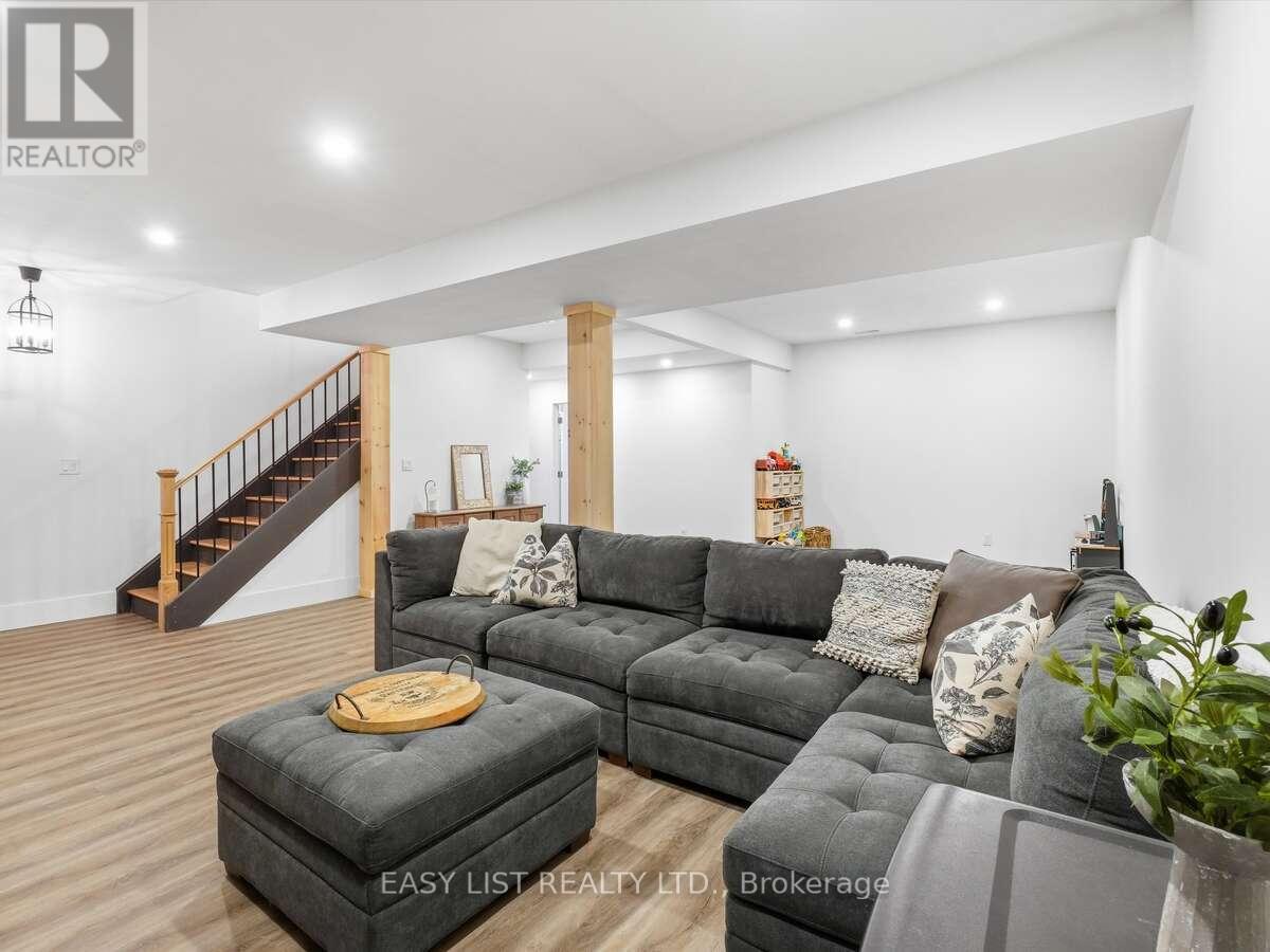 4 Millwood Court, Huntsville, Ontario  P1H 0B7 - Photo 37 - X13022618