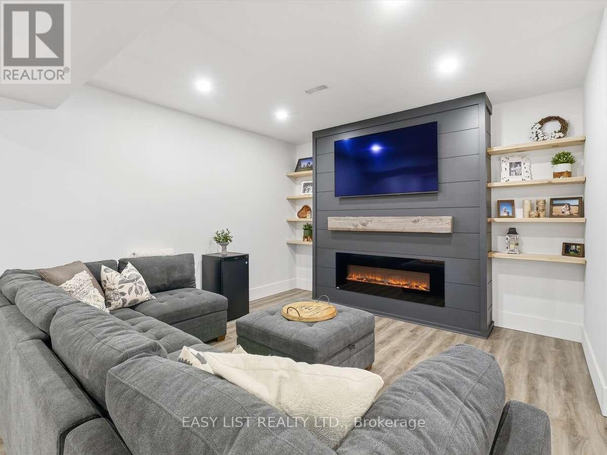 4 Millwood Court, Huntsville, Ontario  P1H 0B7 - Photo 40 - X13022618