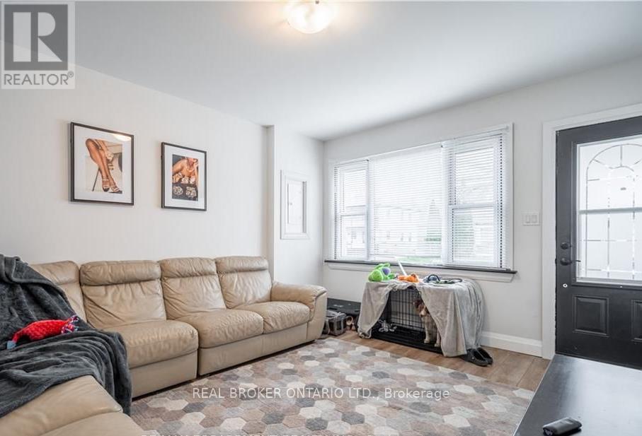 Main - 301 Wallace Avenue S, Welland, Ontario  L3B 1R8 - Photo 2 - X13022646