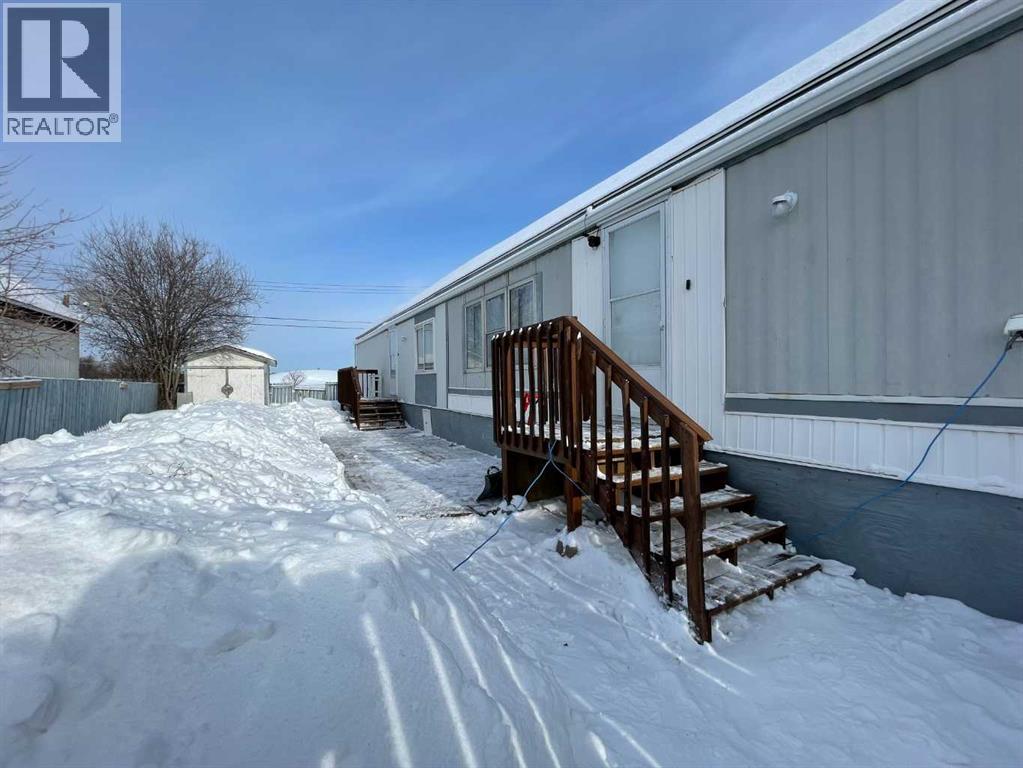 10508 98 Avenue, High Level, Alberta  T0H 1Z0 - Photo 2 - A2290144