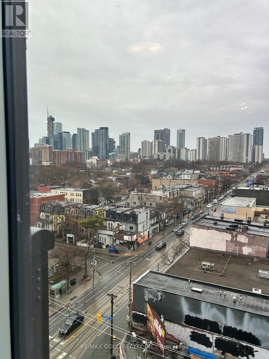 817 - 30 Dreamers Way, Toronto, Ontario  M5A 0Y7 - Photo 6 - C13020494