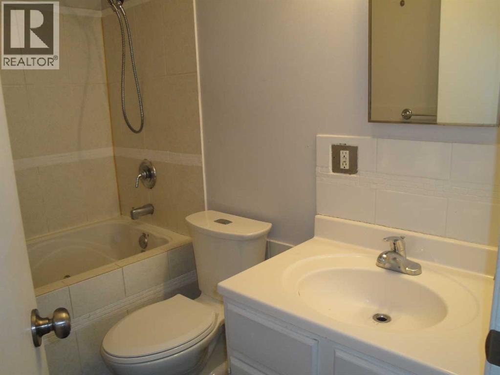 88 Abingdon Court NE, Calgary, Alberta  T2A 6S5 - Photo 10 - A2289712