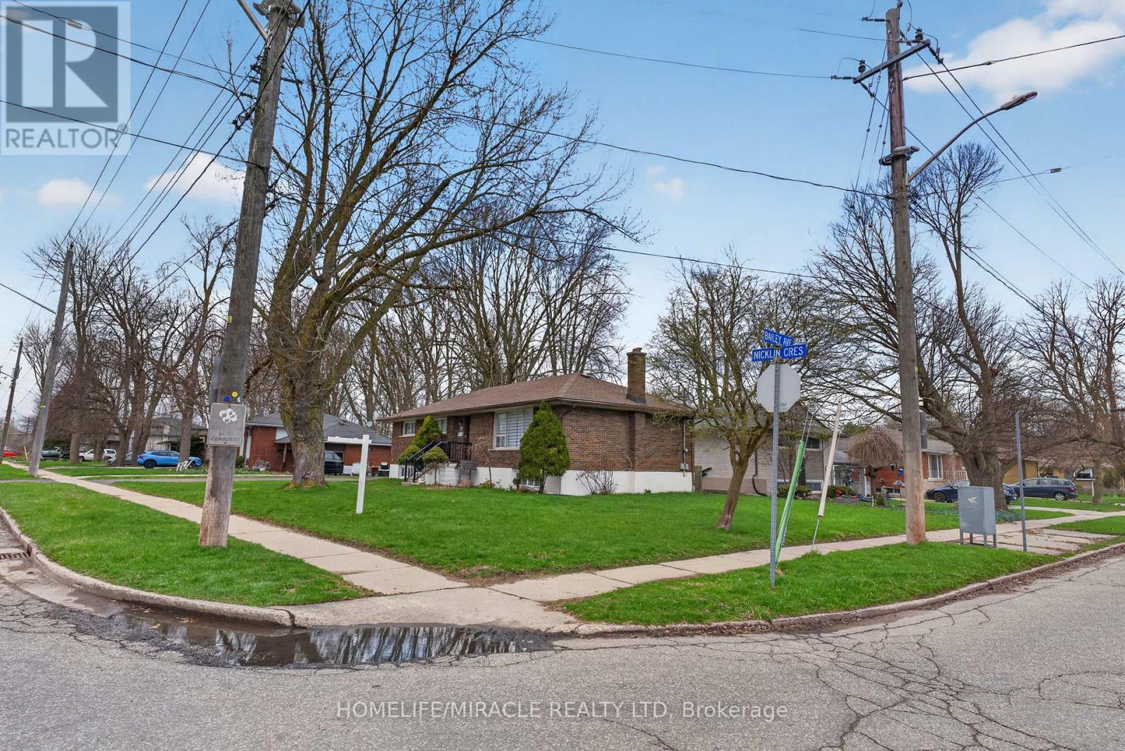 53 Nicklin Crescent, Guelph, Ontario  N1H 5G1 - Photo 4 - X13008510