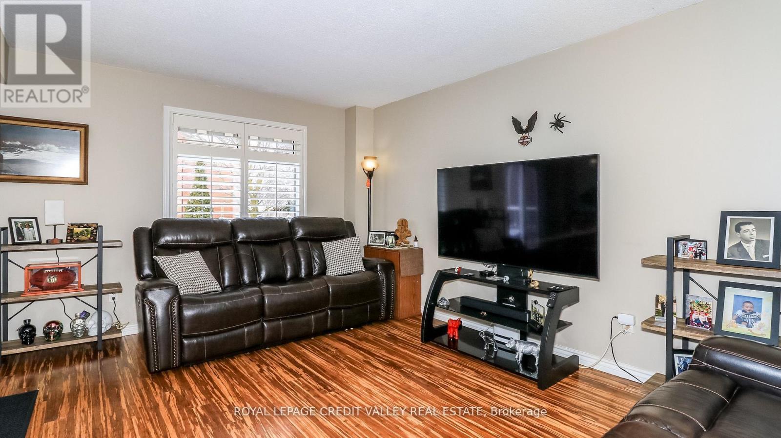 120 Heydon Avenue, New Tecumseth, Ontario  L9R 1N6 - Photo 8 - N12994948