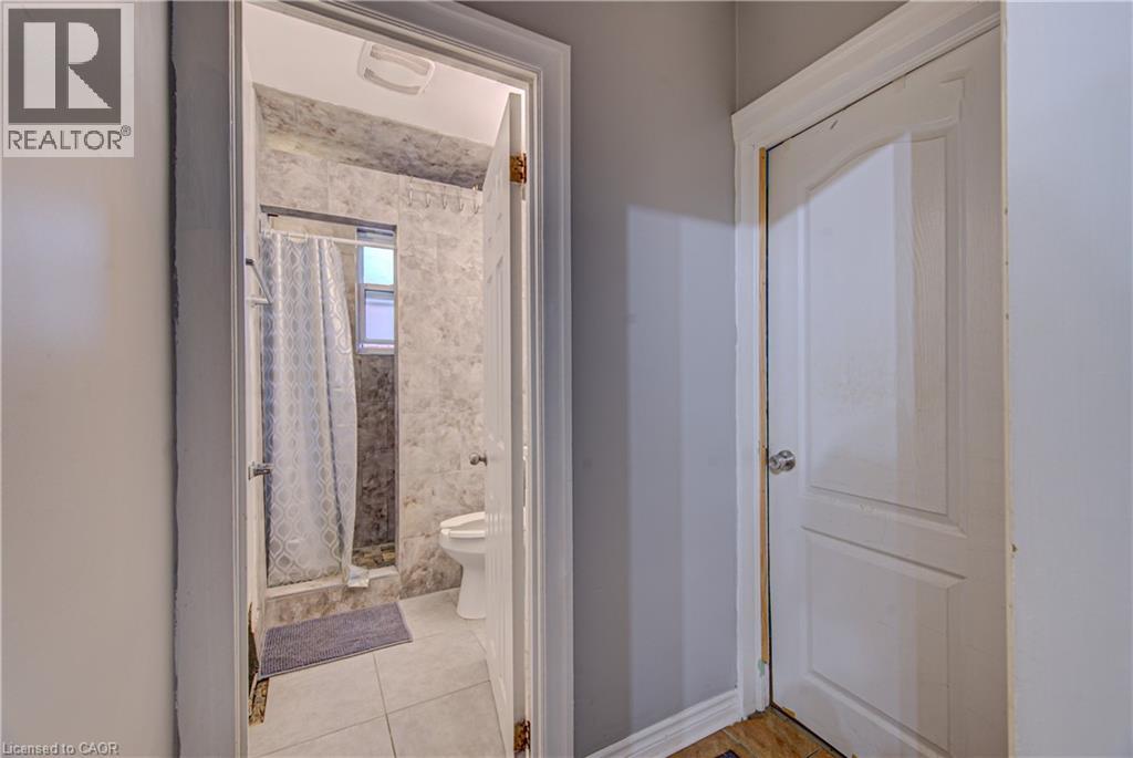 18 Norfolk Street S, Hamilton, Ontario  L8S 3A5 - Photo 8 - 40822375