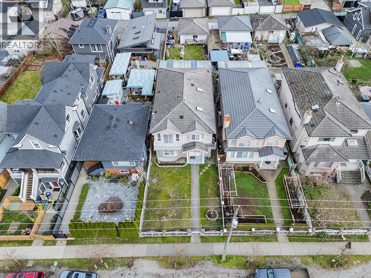 5892 Tyne Street, Vancouver, British Columbia  V5R 4L6 - Photo 4 - R3090576