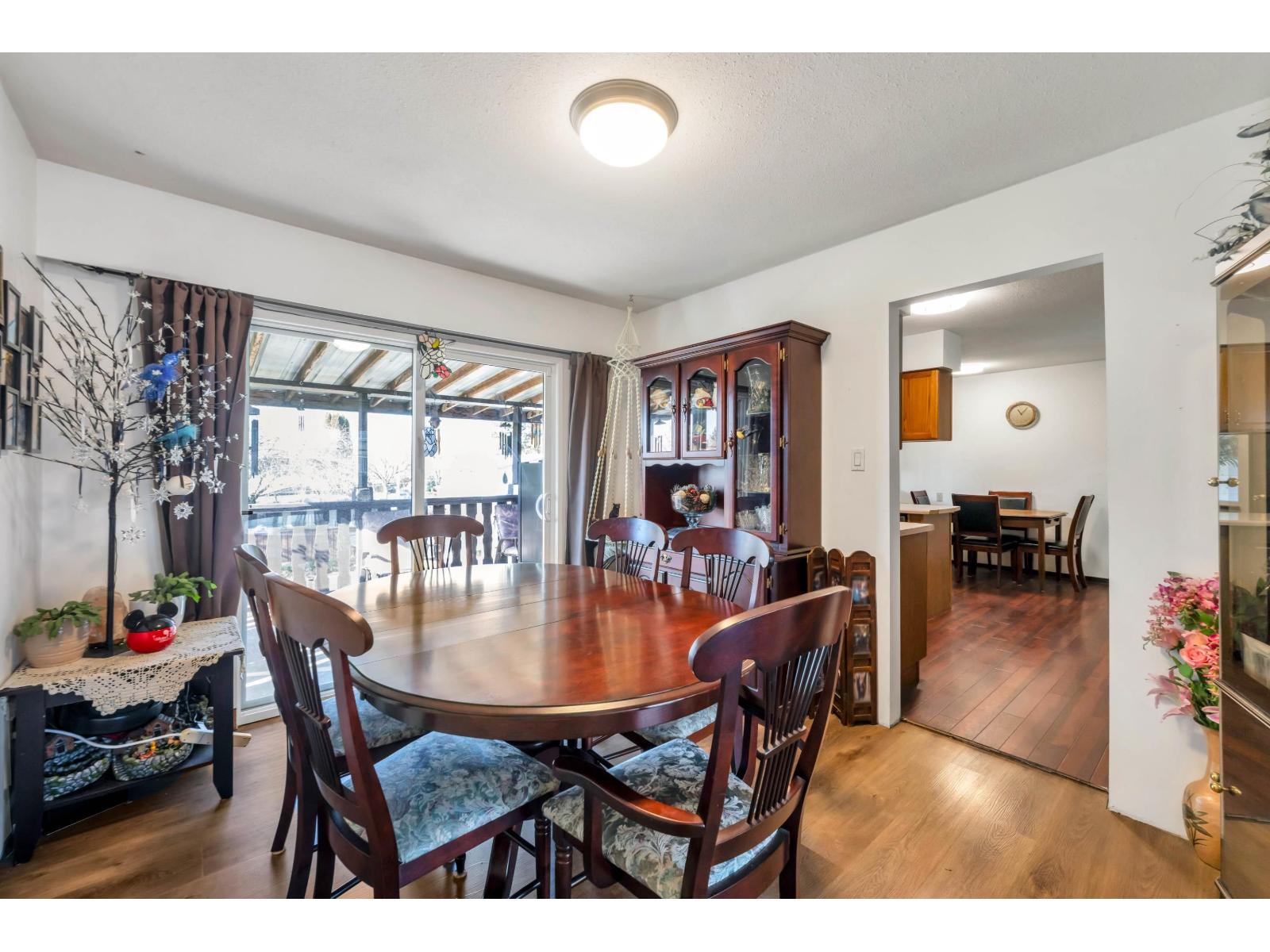 5927 184 Street, Surrey, British Columbia  V3S 4N2 - Photo 8 - R3095026