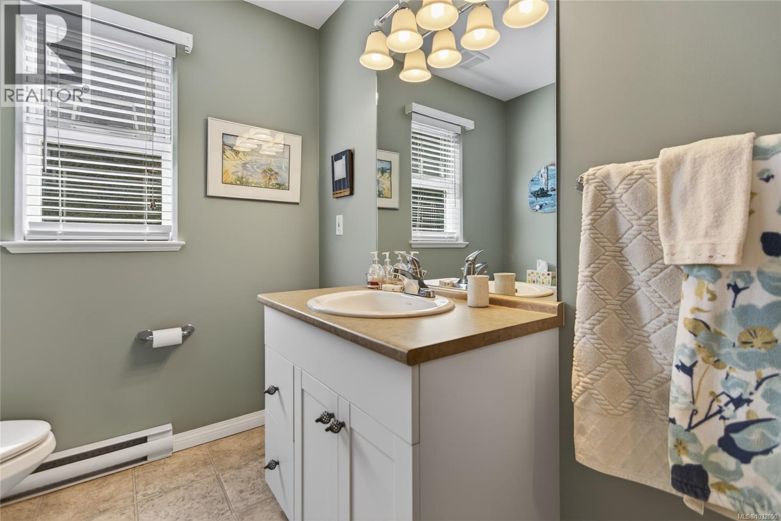 4594 Maple Guard Dr, Bowser, British Columbia  V0R 1G0 - Photo 44 - 1032850