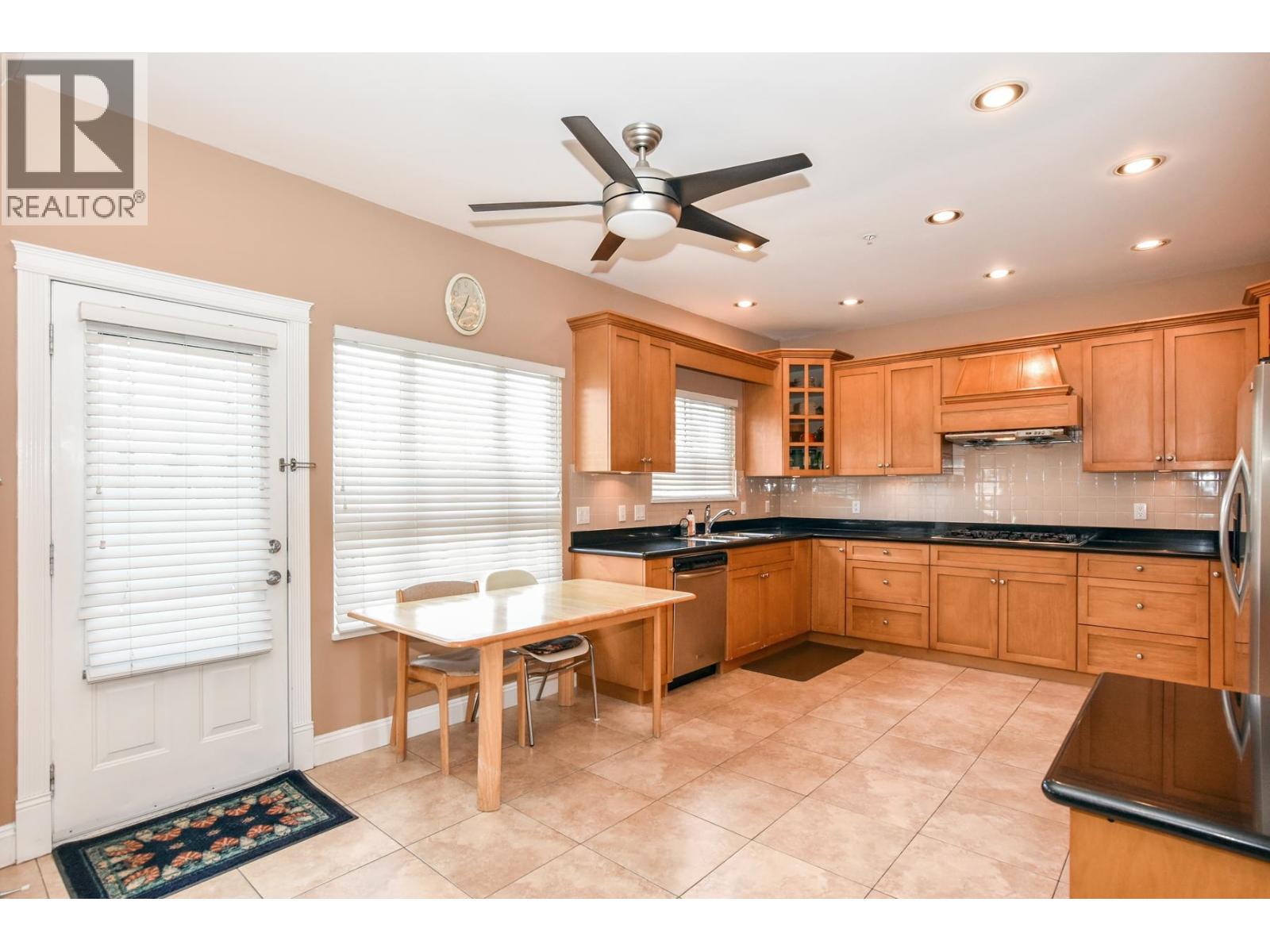 3506 Haida Drive, Vancouver, British Columbia  V5M 3Z4 - Photo 12 - R3113402