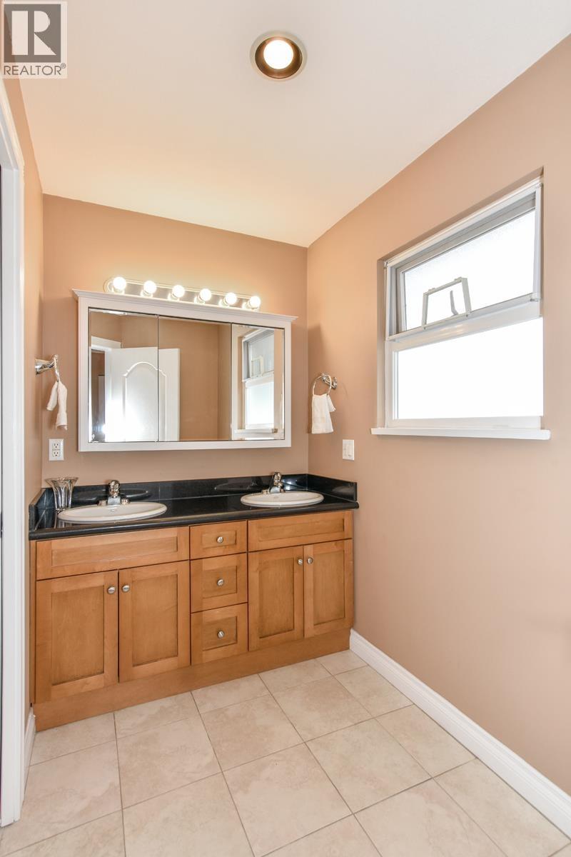 3506 Haida Drive, Vancouver, British Columbia  V5M 3Z4 - Photo 31 - R3113402