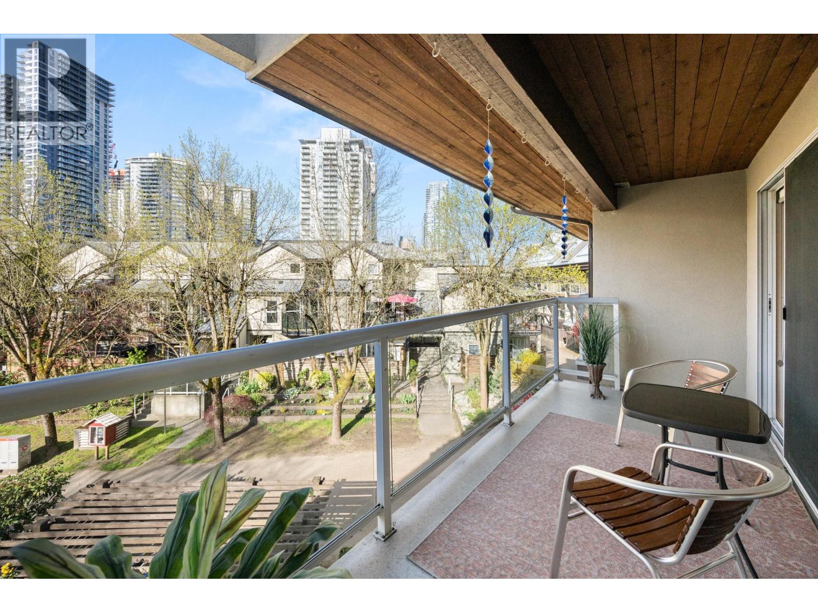 418 5 K De K Court, New Westminster, British Columbia  V3M 6B6 - Photo 32 - R3113399