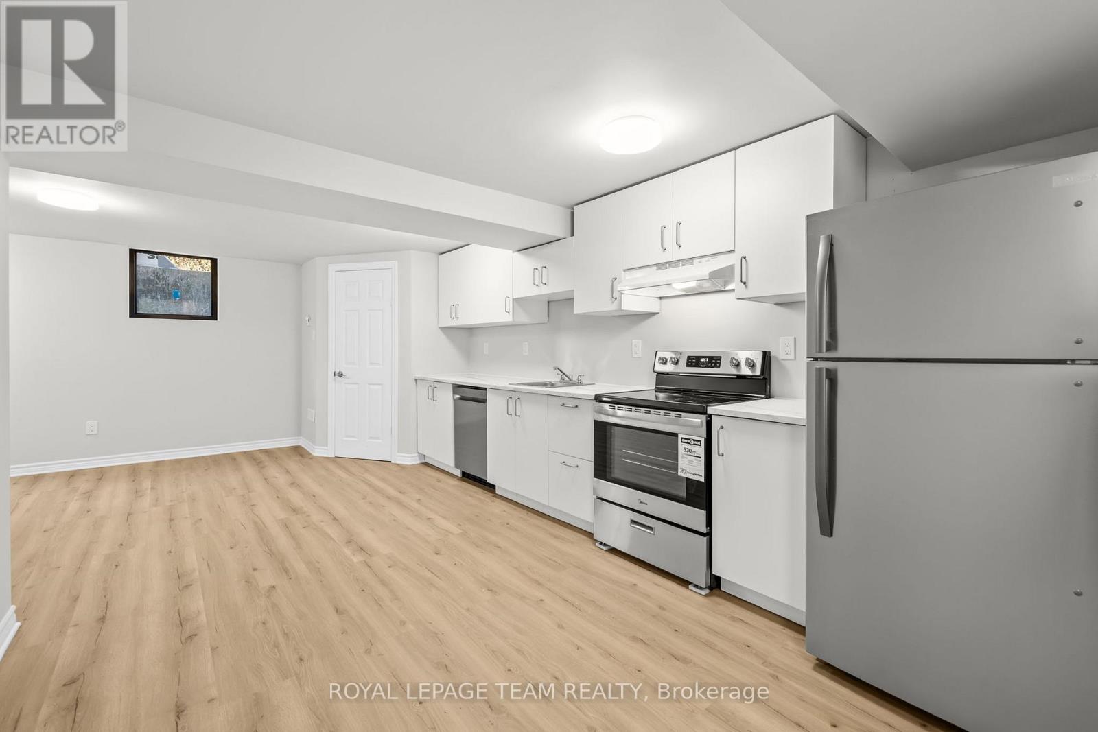 B - 1420 Hayes Street, Ottawa, Ontario  K1E 3M6 - Photo 5 - X13022684