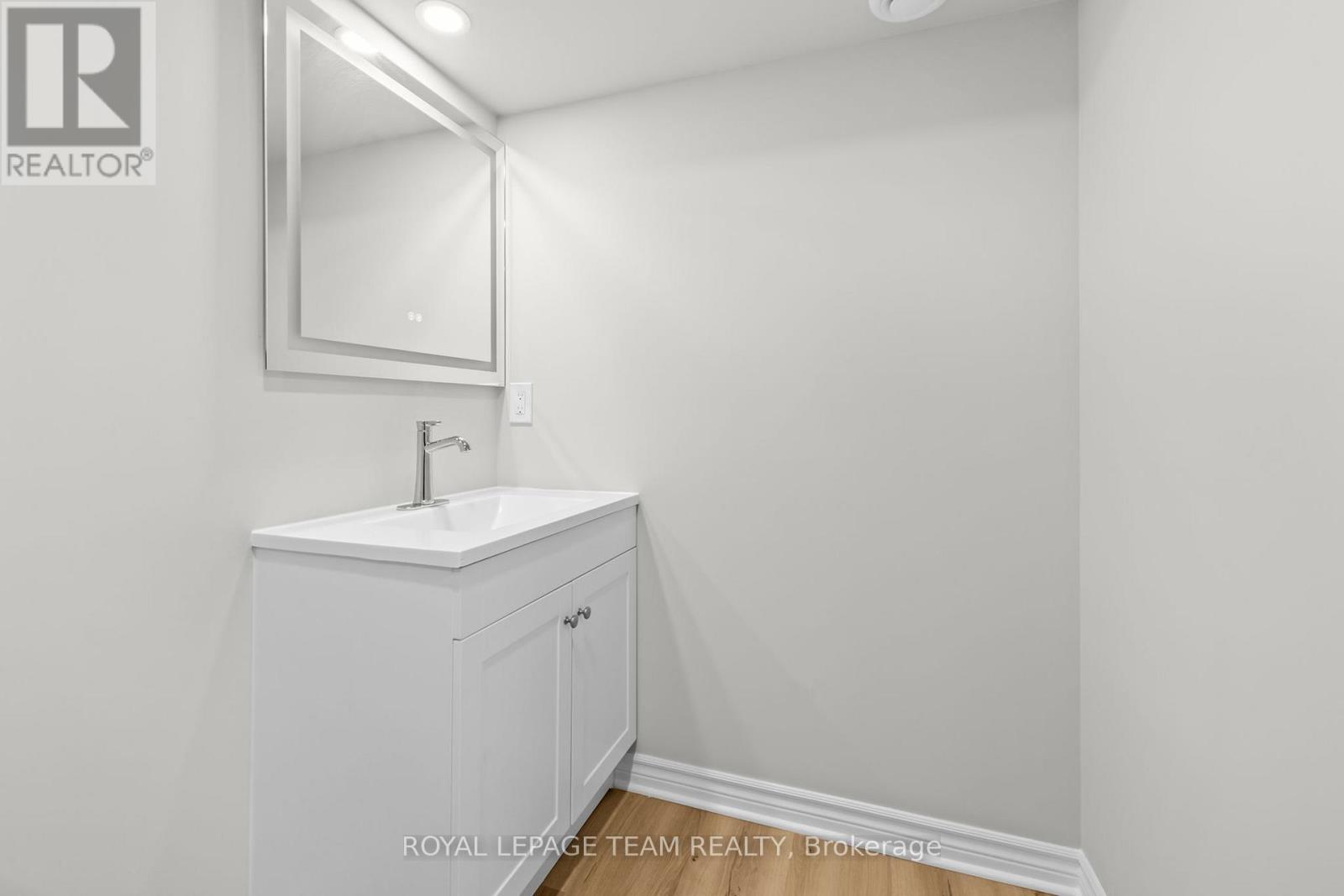 B - 1420 Hayes Street, Ottawa, Ontario  K1E 3M6 - Photo 8 - X13022684