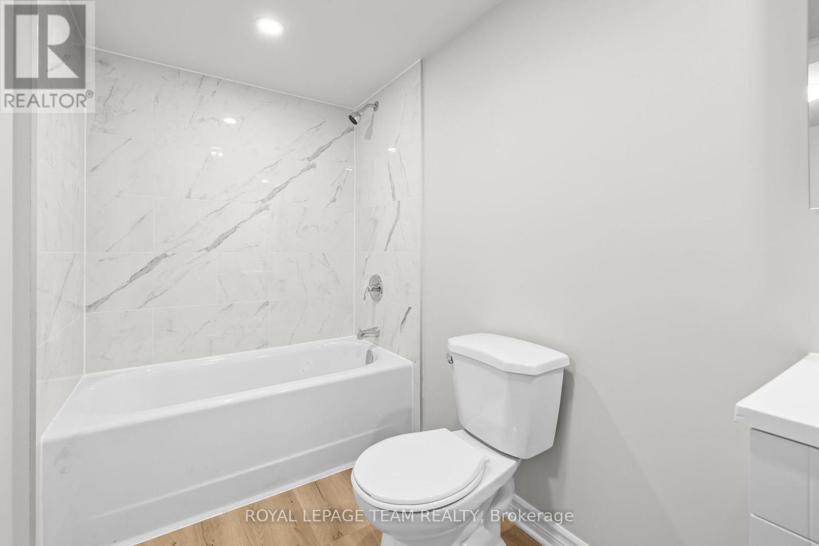 B - 1420 Hayes Street, Ottawa, Ontario  K1E 3M6 - Photo 9 - X13022684