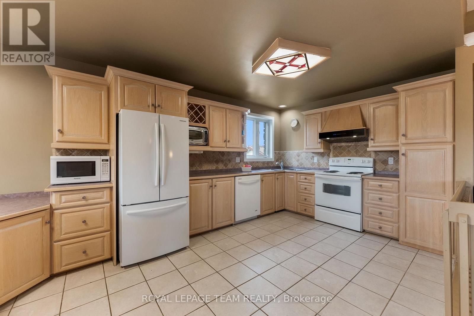 37 Rapid Road, Whitewater Region, Ontario  K0J 2L0 - Photo 19 - X13022706