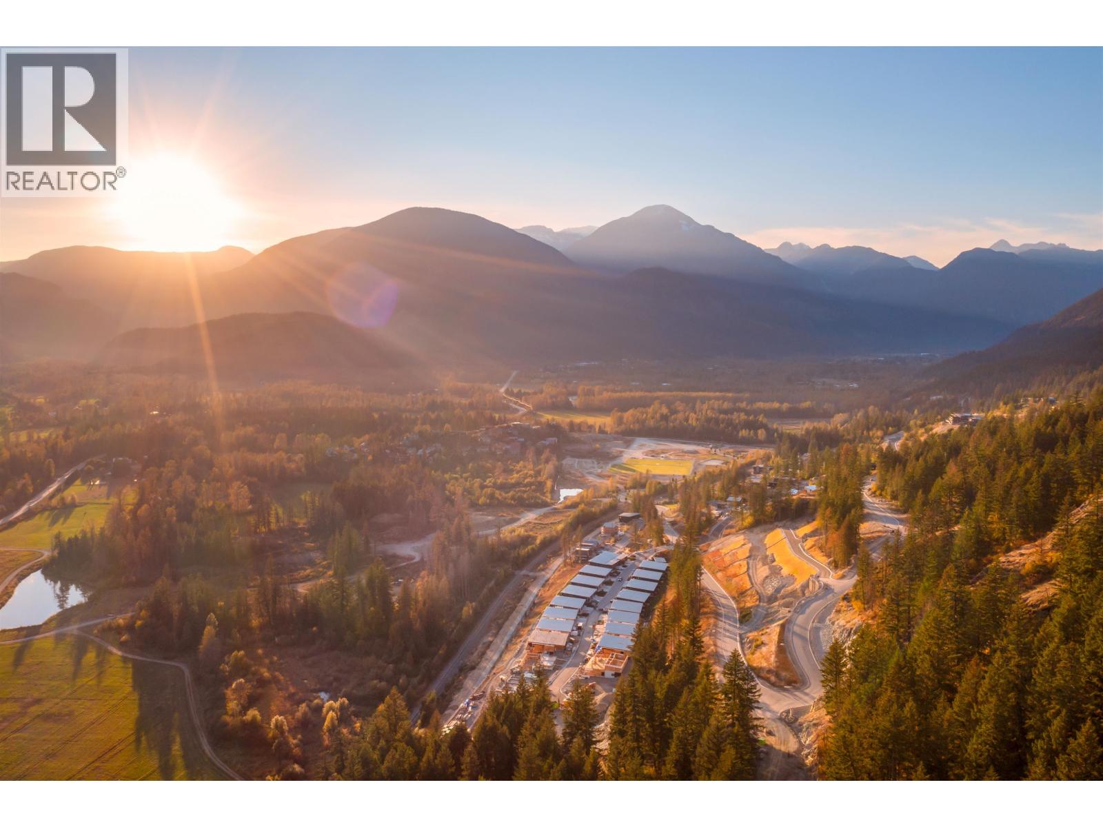 7672 Cerulean Drive, Pemberton, British Columbia  V0N 2L3 - Photo 1 - R3113732