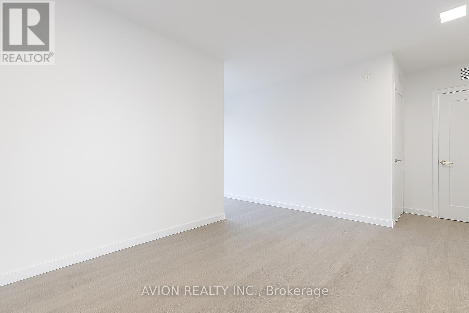 716 - 50 Mccaul Street, Toronto, Ontario  M5T 1V9 - Photo 5 - C13022690